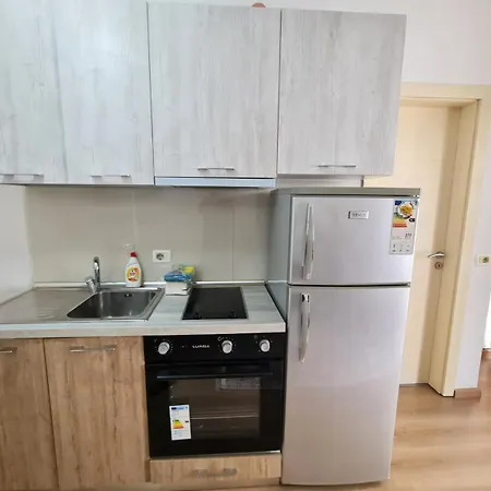 Apartament Albania 7 *